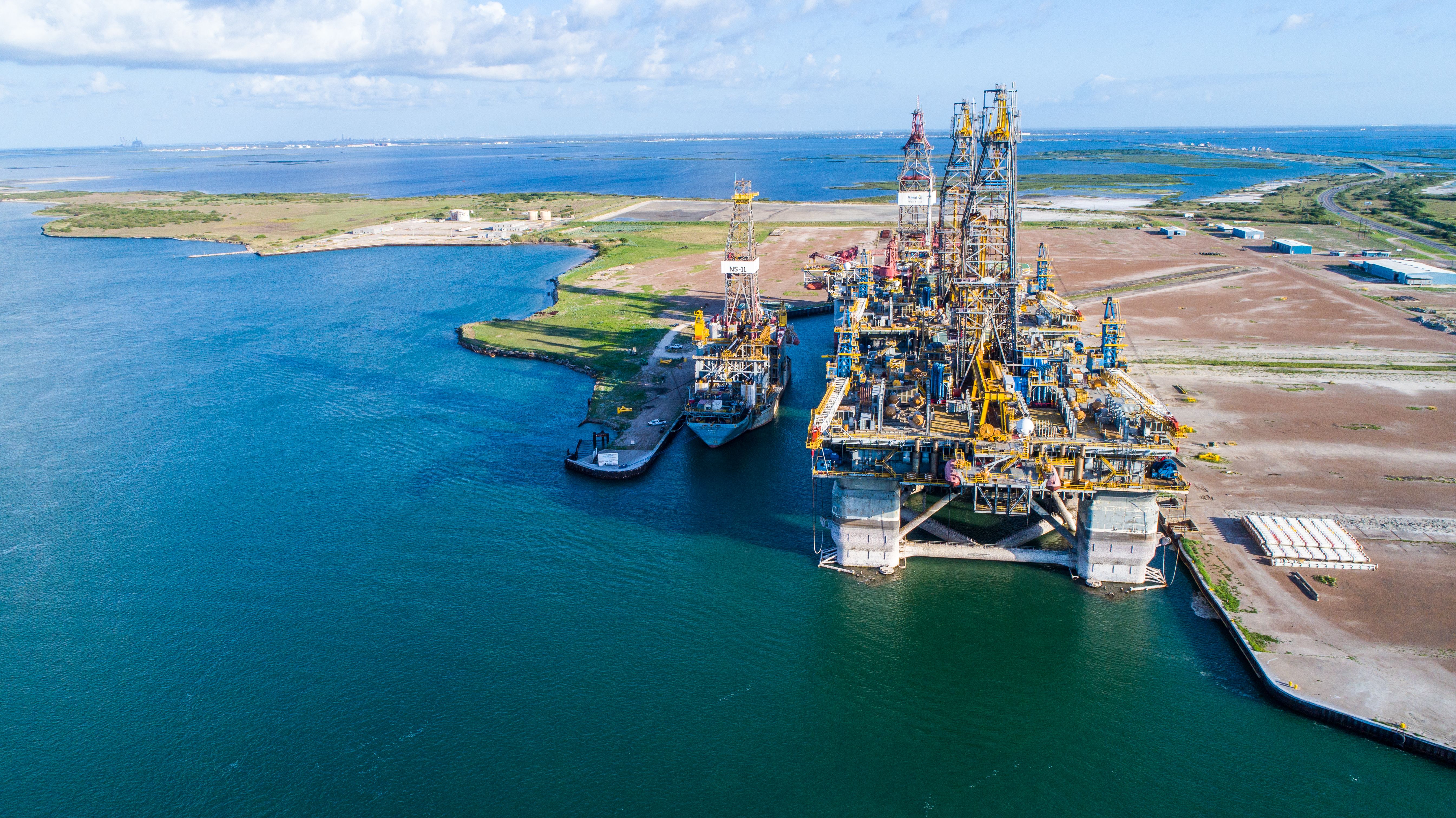 oil rig construction